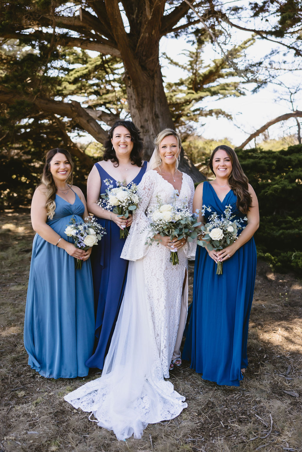 bridesmaids and bridal party pictures