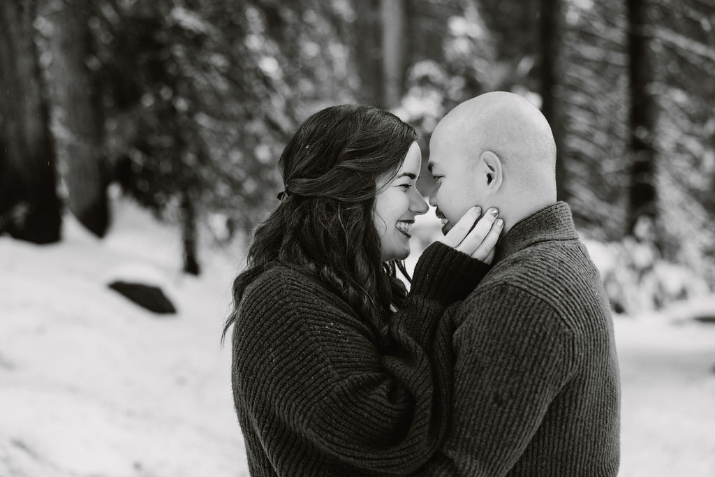 Snow Filled Winter Engagement Photos at Sequoia National Park