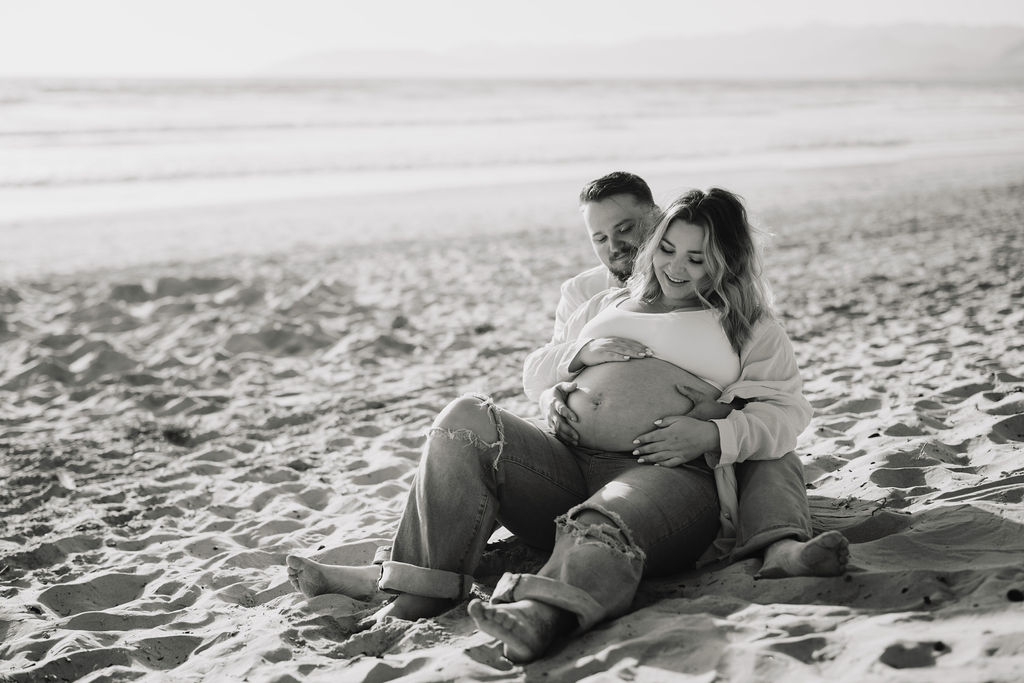 Beach maternity session in California