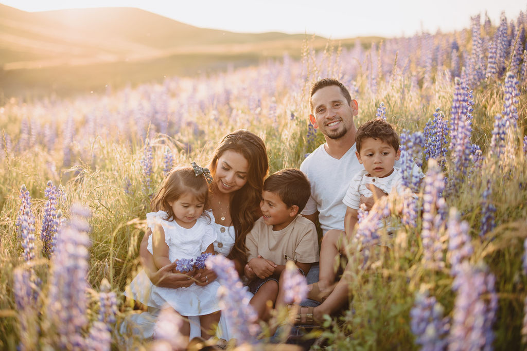 Family photos session at Millerton Lake by Fresno family photographers Alyssa Michele Photo