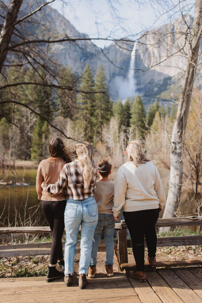 Yosemite spring family photos by yosemite family photographer alyssa michele photo