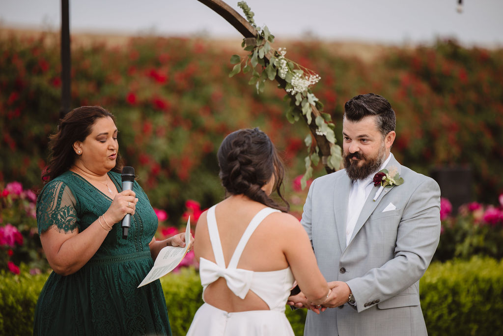 Outdoor small wedding California inspiration - Wedding ceremony at Solitary Cellars in Fresno