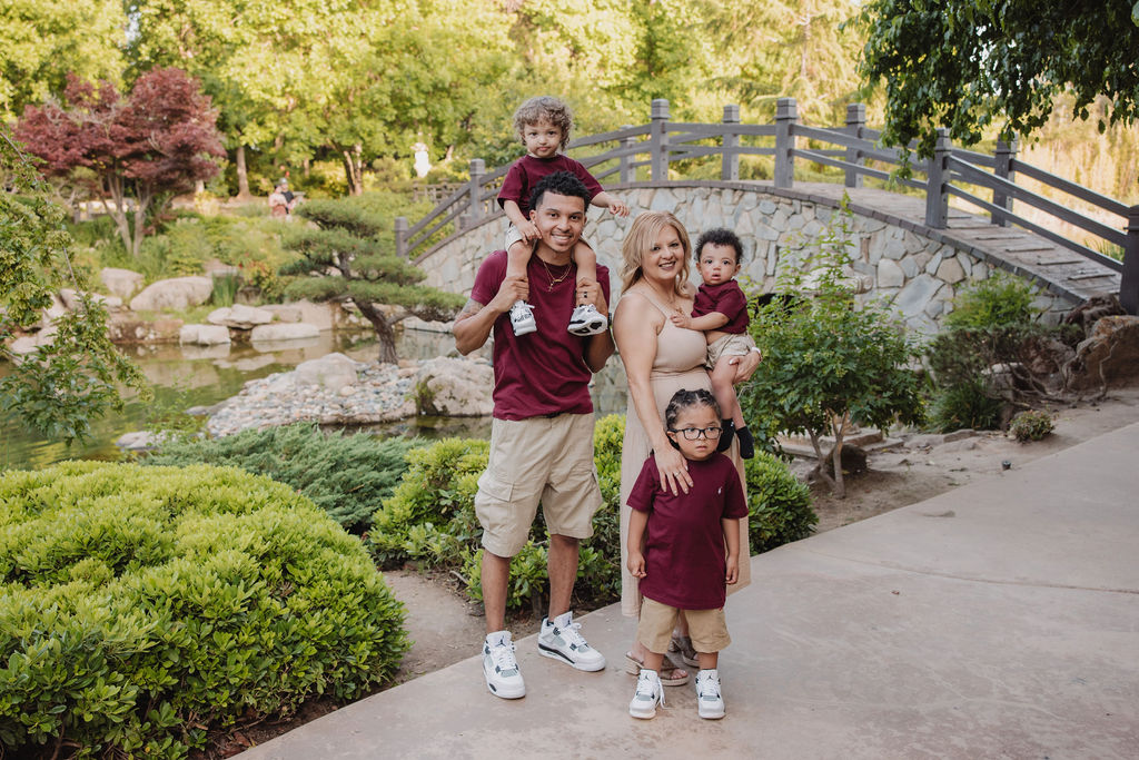 Family photoshoot at Shinzen Friendship Garden in Fresno and Woodward Park