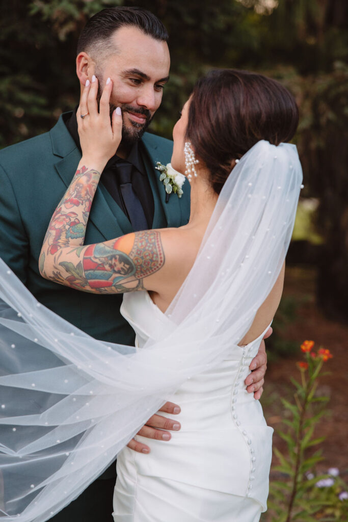 Bride and groom Fresno California wedding photos