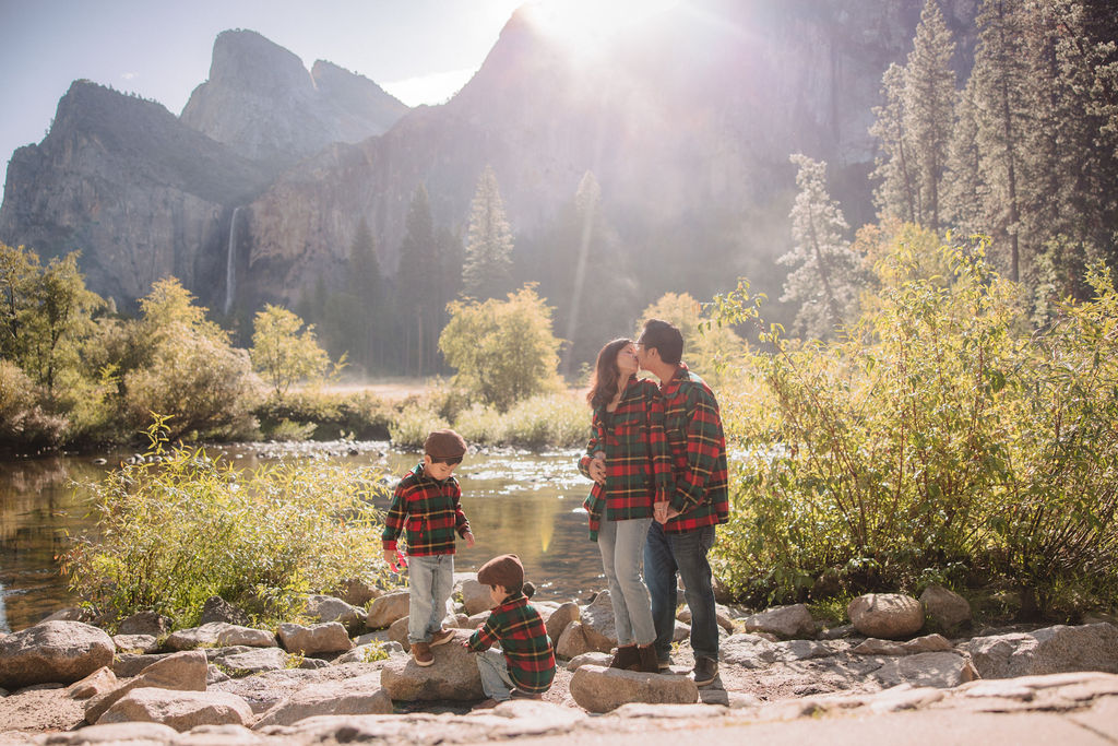 Fall family photos in Yosemite at Swinging Bridge Picnic Area