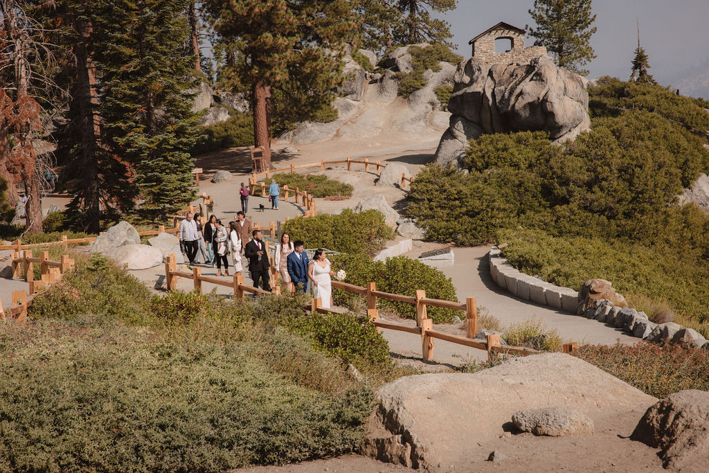 An Glacier Point Amphitheater wedding 