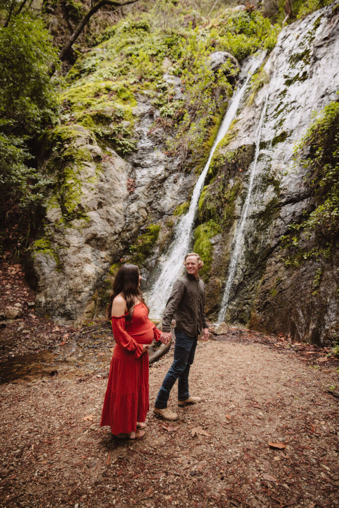 waterfall couples photos