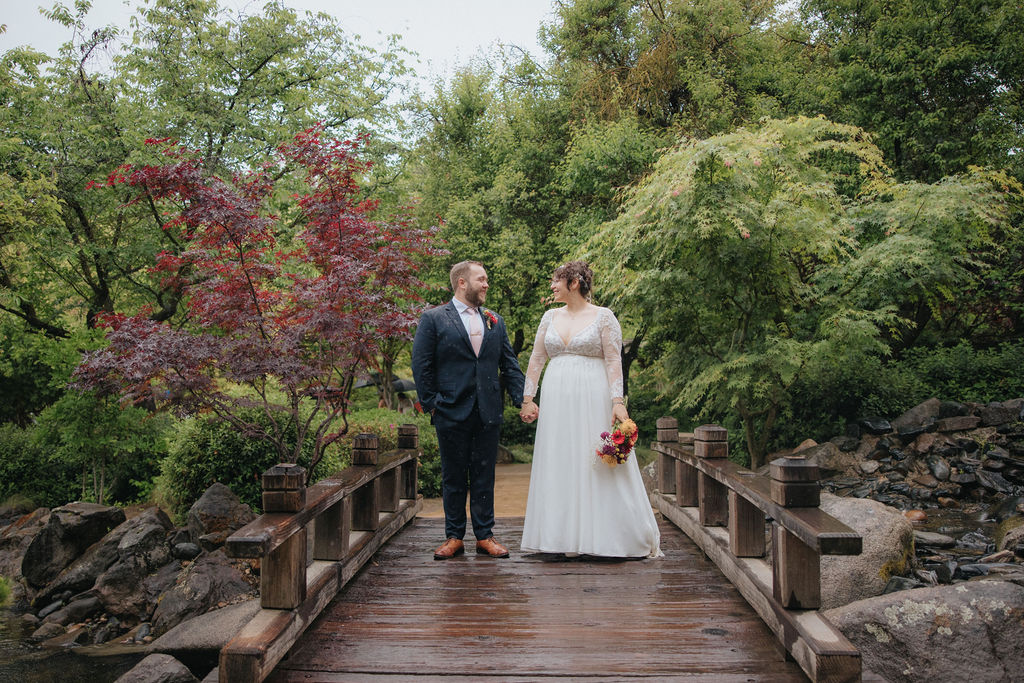 an intimate rainy day elopement photoshoot