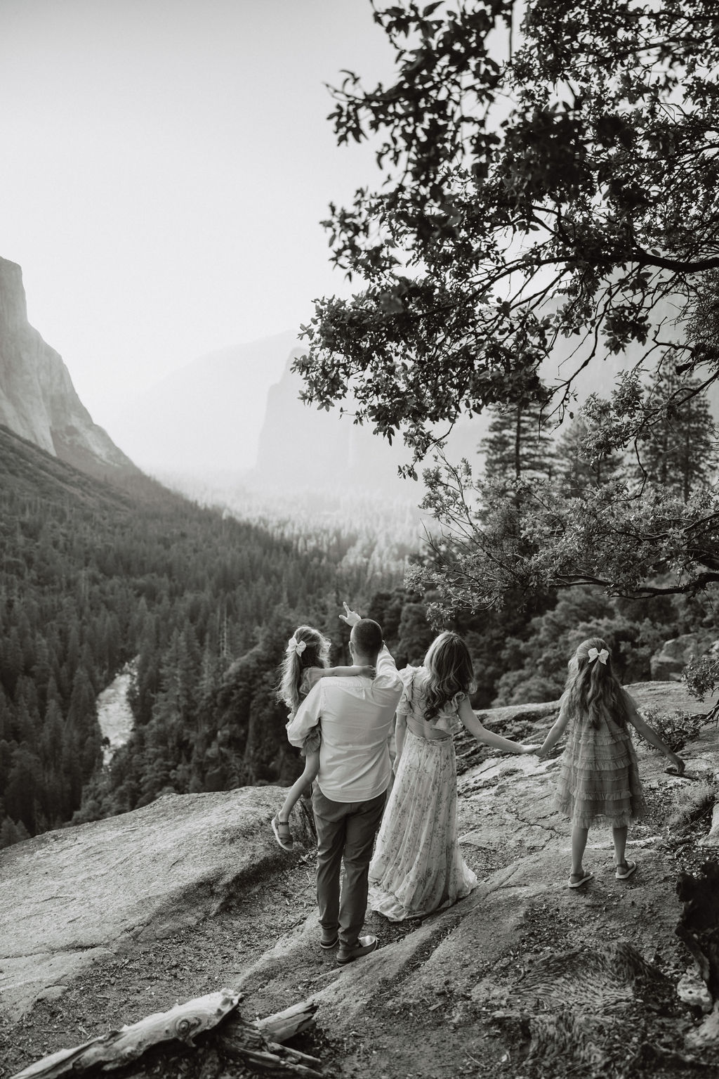 Family at Yosemite National park for their documentary style family photos