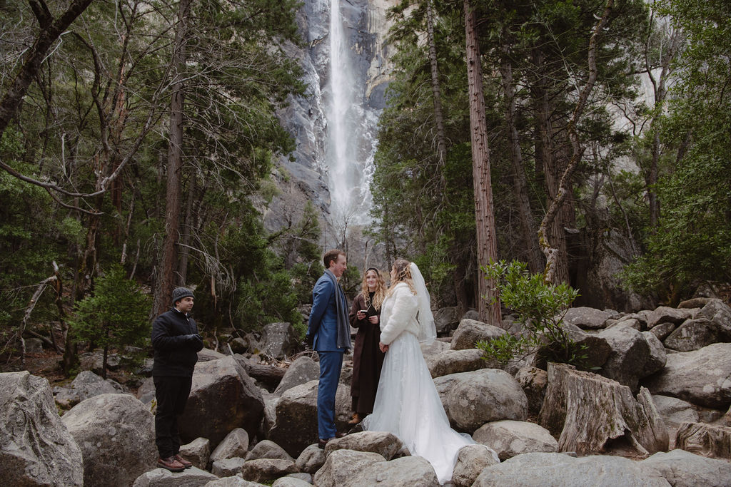 Bride and groom say their vows during their Yosemite hiking elopement ceremony