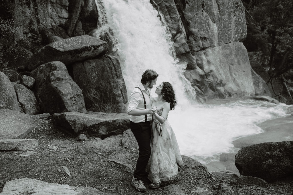 Black and white engagement photo in Yosemite National Park